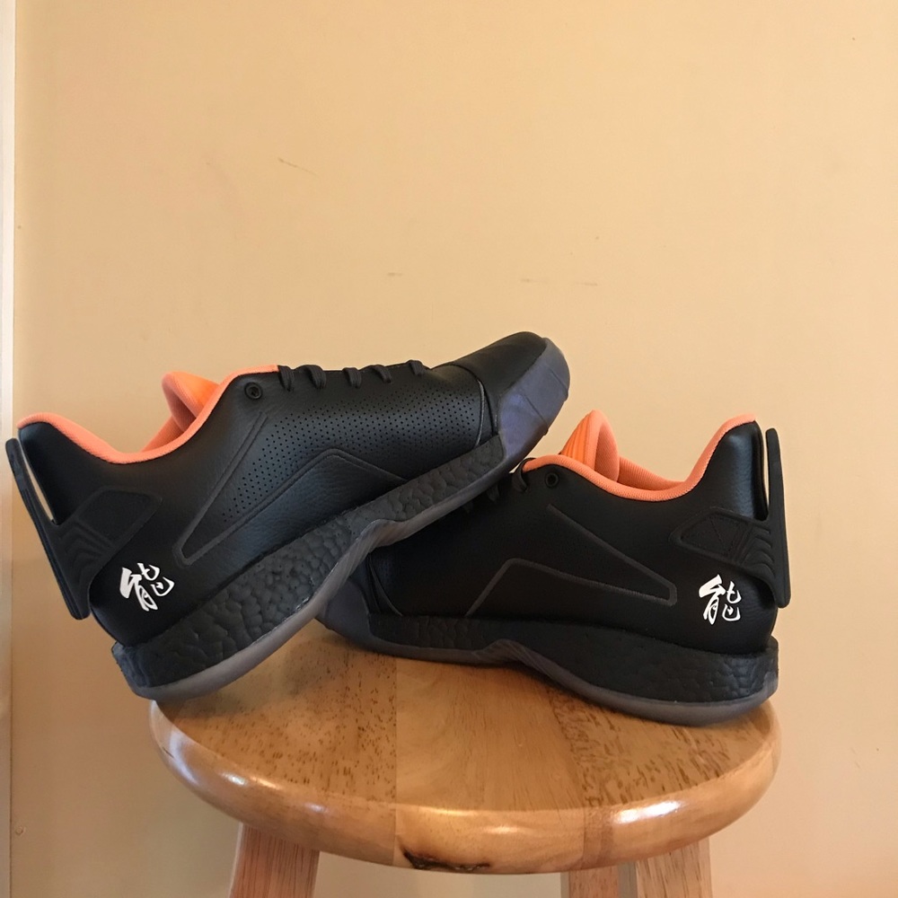 Adidas - Picture 5 of 6